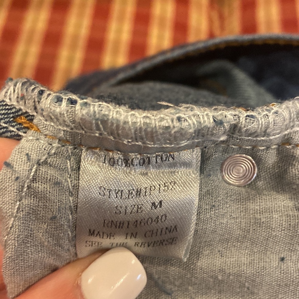 Denim shorts - Picture 6 of 8